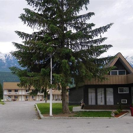 Selkirk Inn Golden Kültér fotó